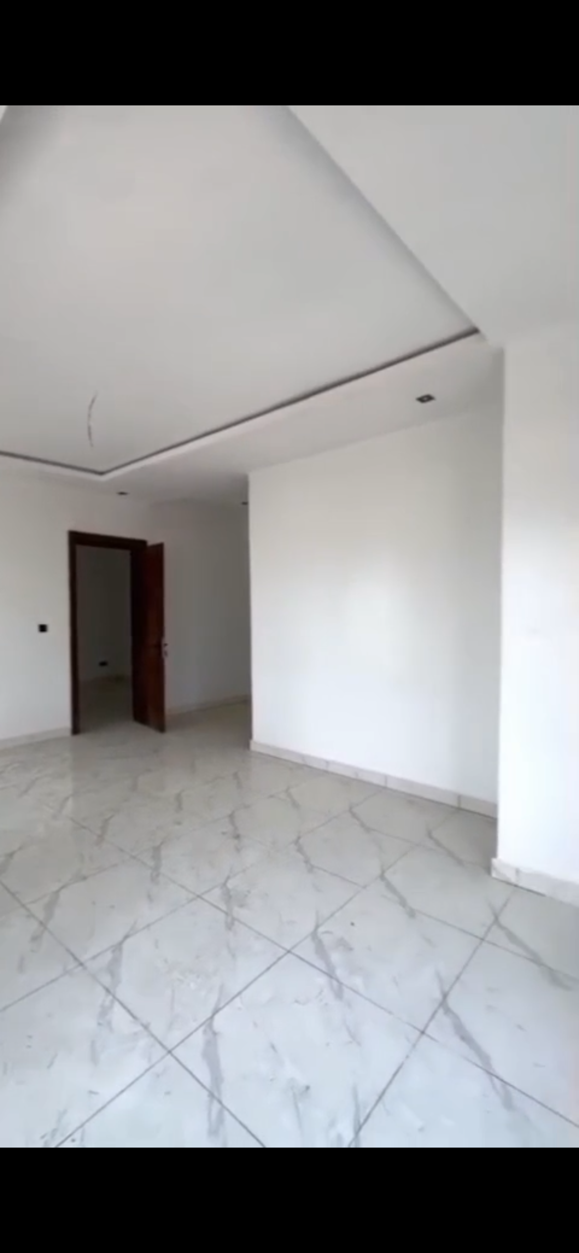 4-BEDROOM TERRACE DUPLEX WITH BQ