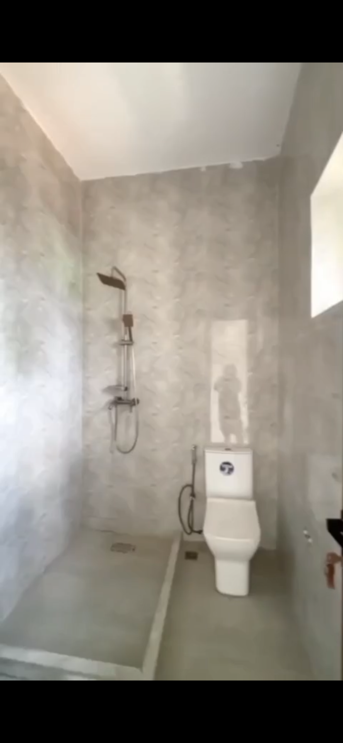 4-BEDROOM TERRACE DUPLEX WITH BQ