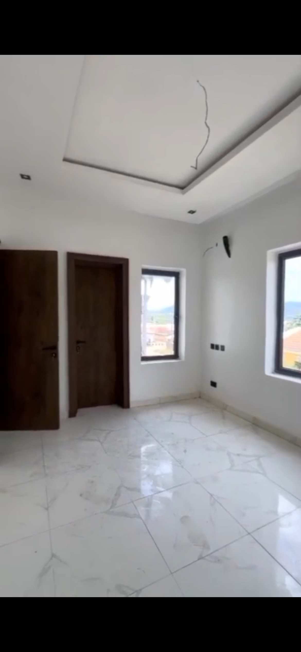 4-BEDROOM TERRACE DUPLEX WITH BQ
